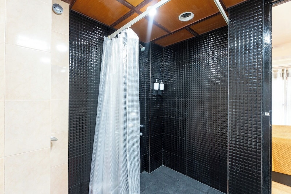 Hotel Mainak 35/36