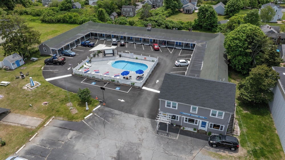 Jonathan Edwards Motel 4/65
