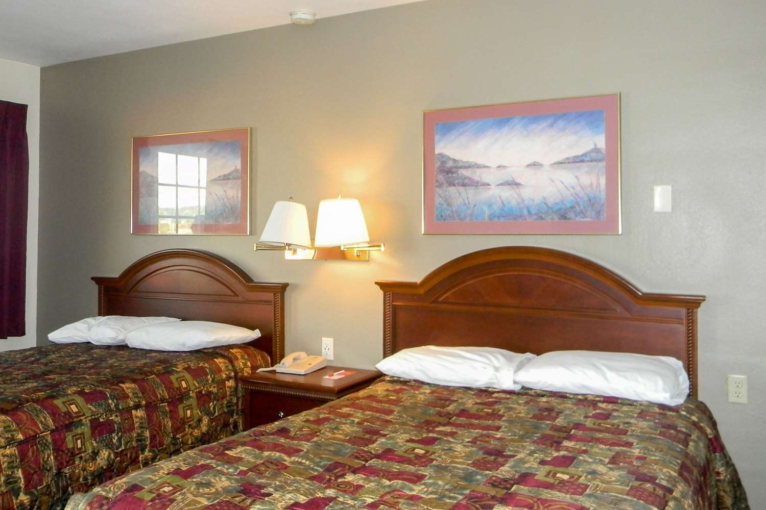 Downtown Inn Wenatchee 3/13