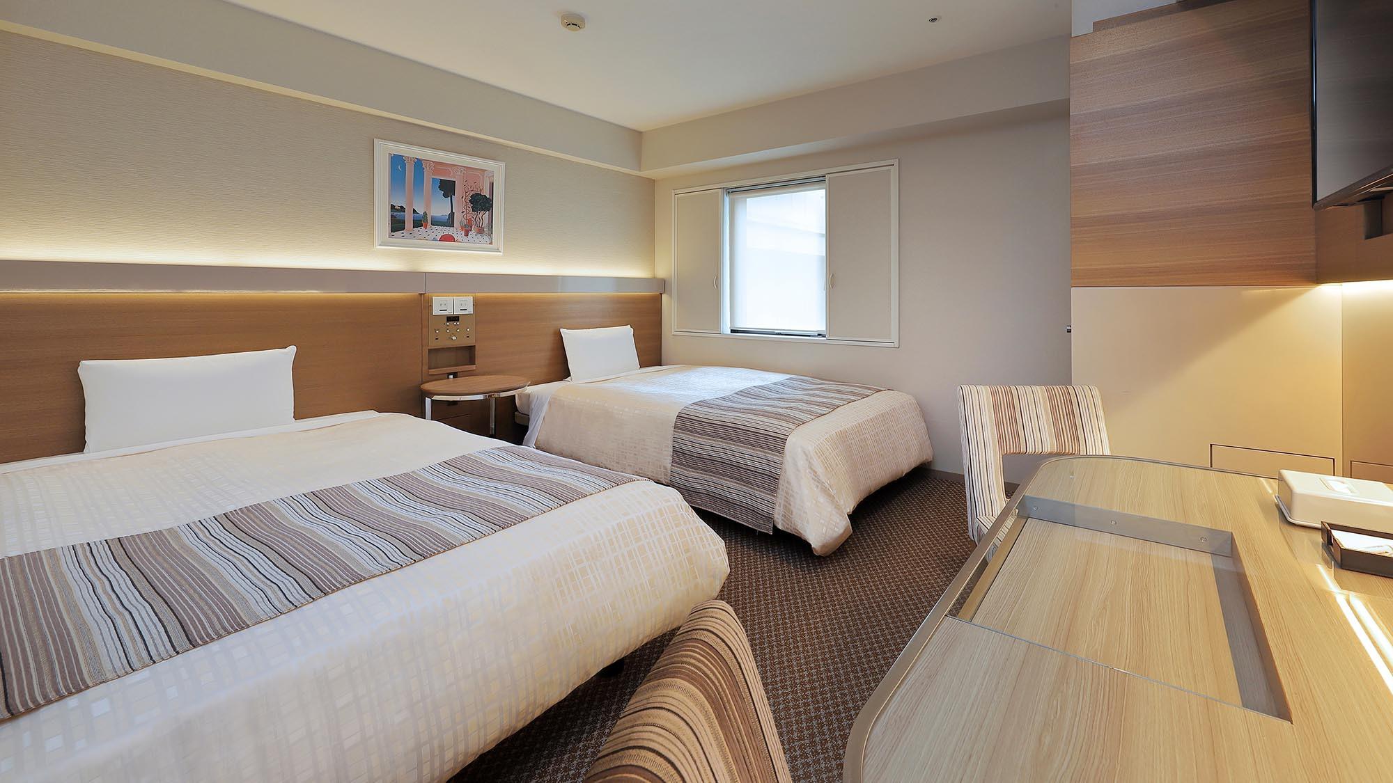 Room, Single, Twin Beds, Smoking