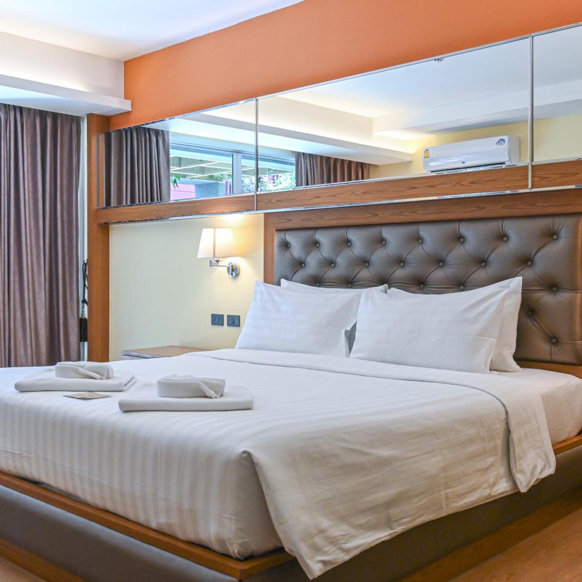 Golden Sea Hua Hin Hotel 29/65