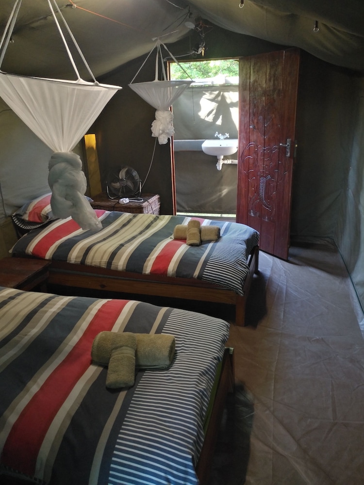 Caprivi Houseboat Safari Lodge 8/23