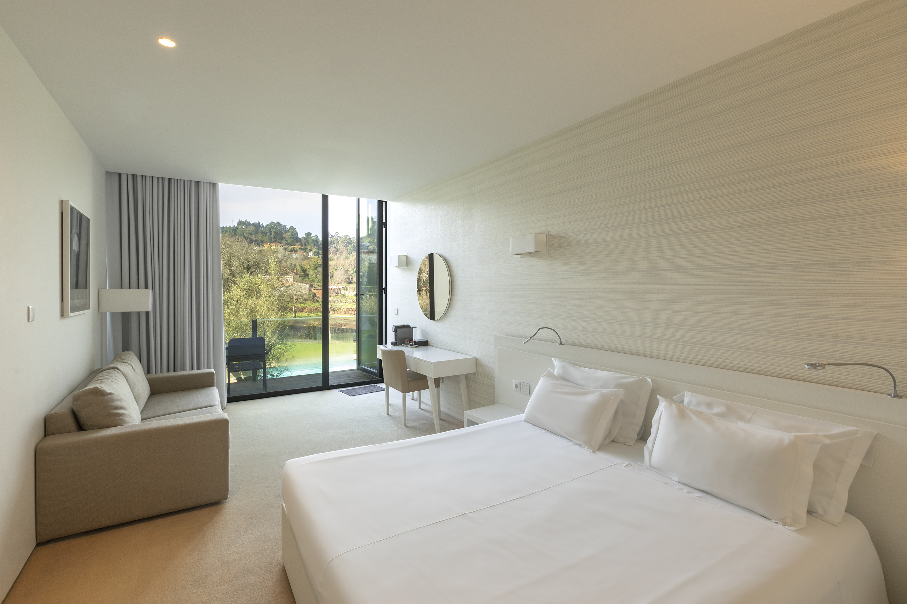 Deluxe, Double Bed, Garden or Pool View, Balcony