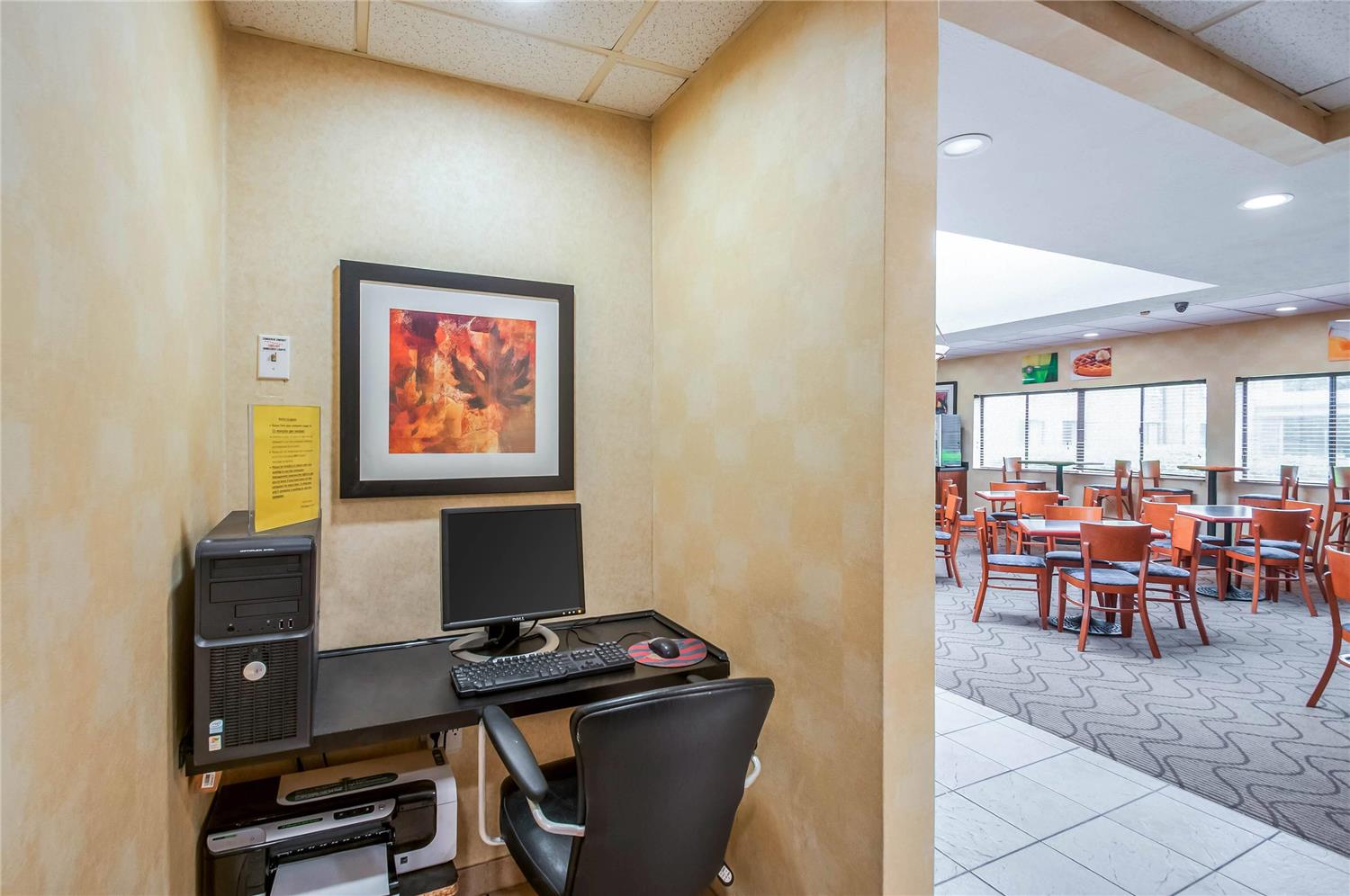 Quality Inn Salisbury North, MD 33/43