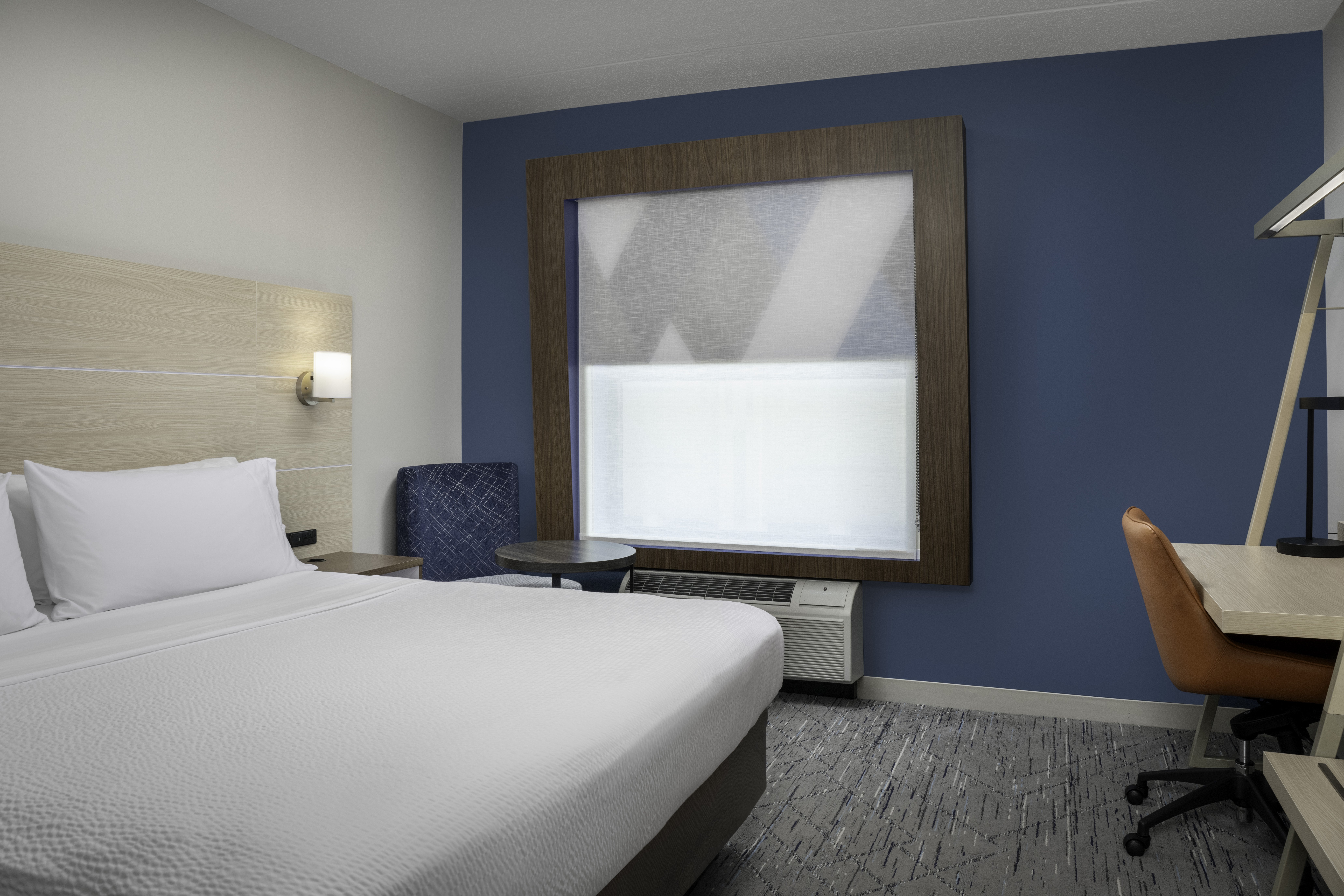 Leisure, King Bed