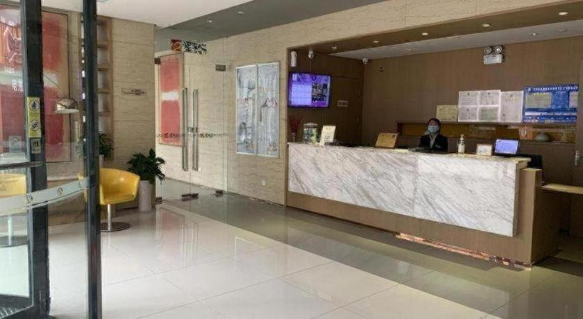 Jinjiang Inn Select (Wuhan Tianhe Airport) 6/23