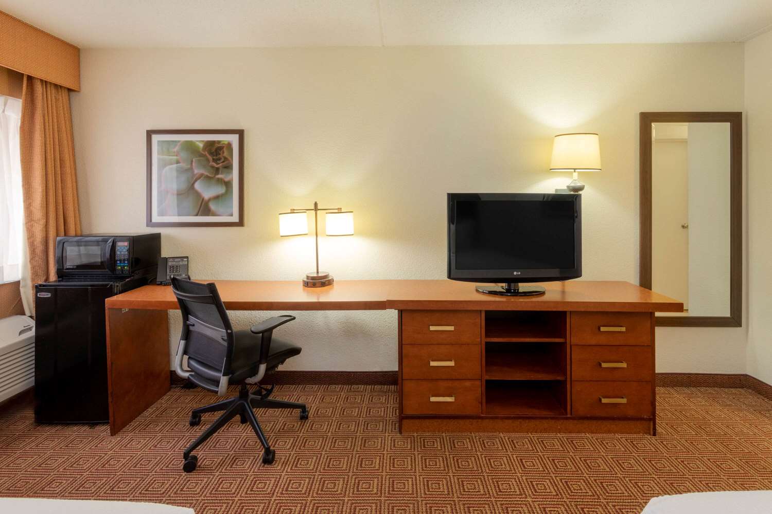 La Quinta Inn by Wyndham Minneapolis Airport Bloomington 44/53