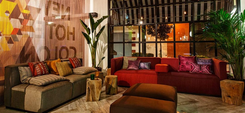 NEW HOTEL COLON 42/61