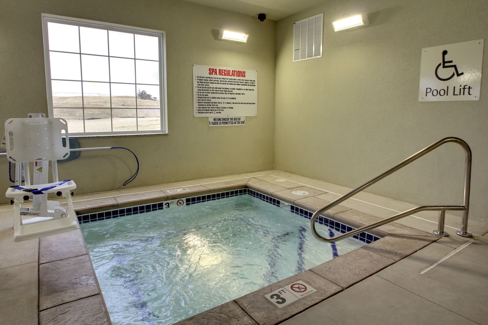 Cobblestone Hotel And Suites Broken Bow 20/51