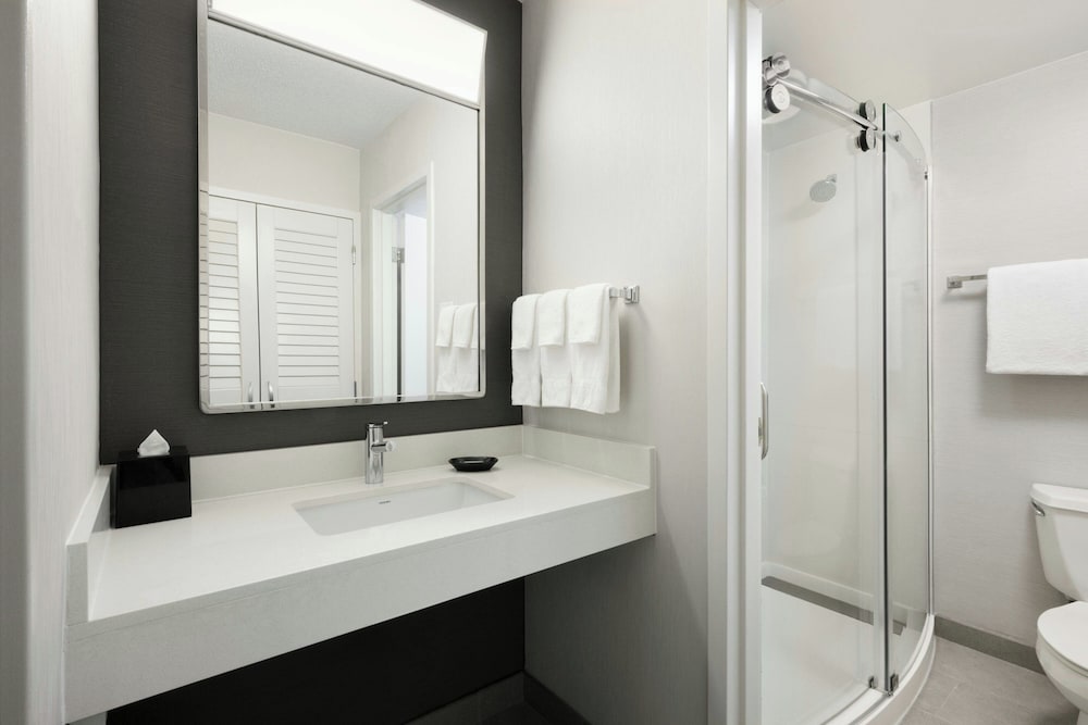 Courtyard by Marriott Atlanta Duluth/Gwinnett Place 48/52