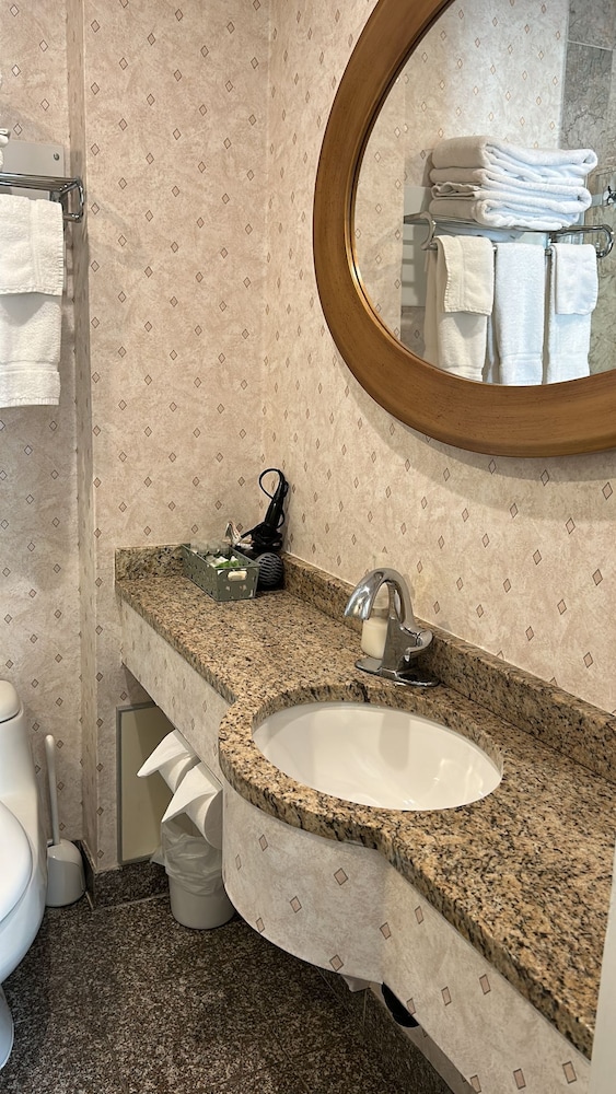 Parc Suites Hotel 46/50