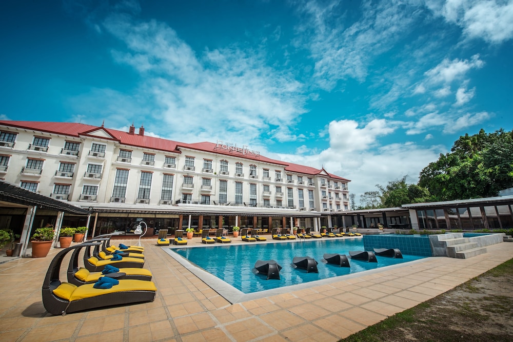 PonteFino Hotel & Residences in BATANGAS