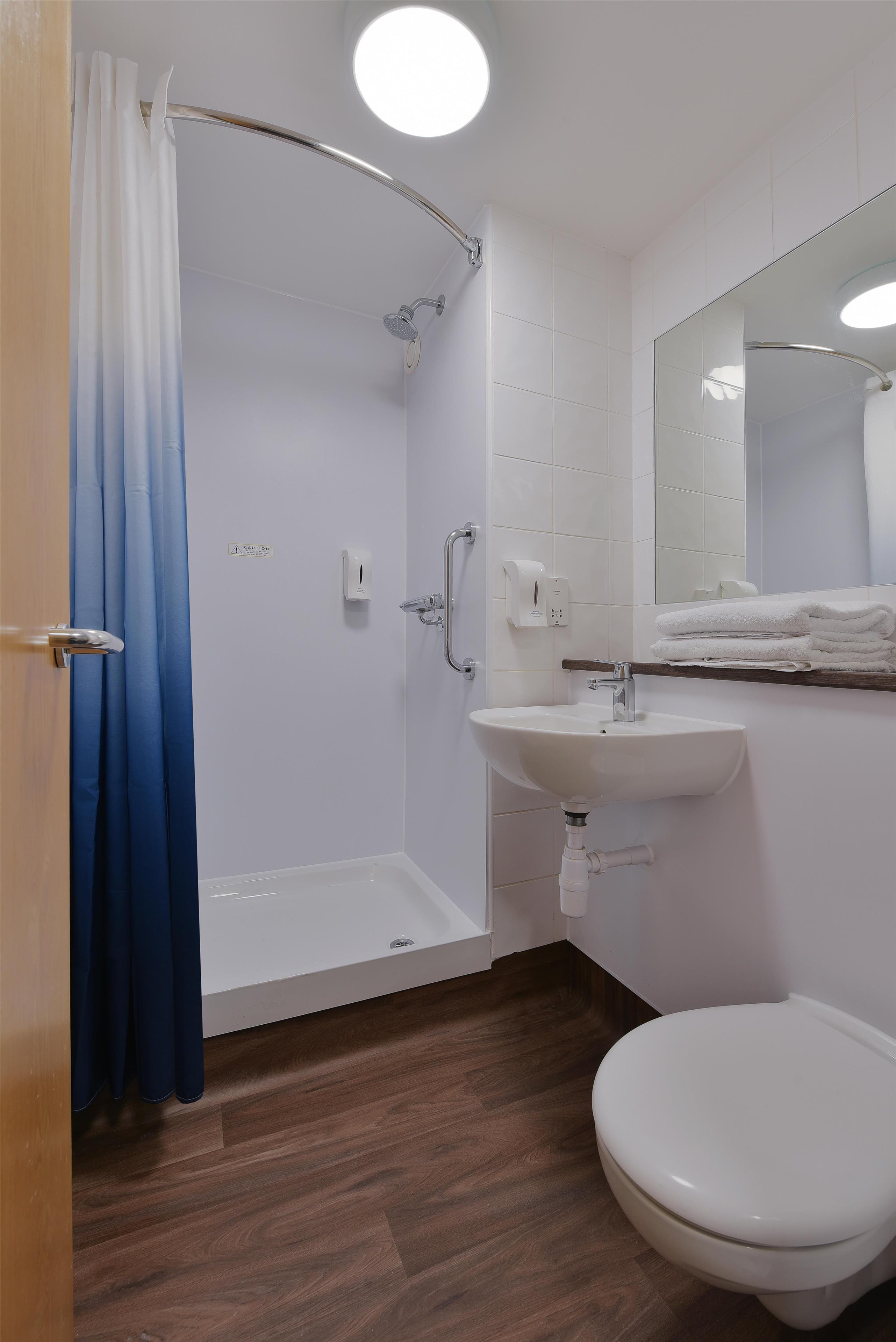 Travelodge Swansea Central 49/54