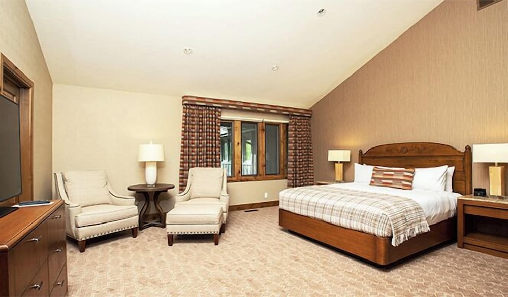 Sun Valley Resort 11/50