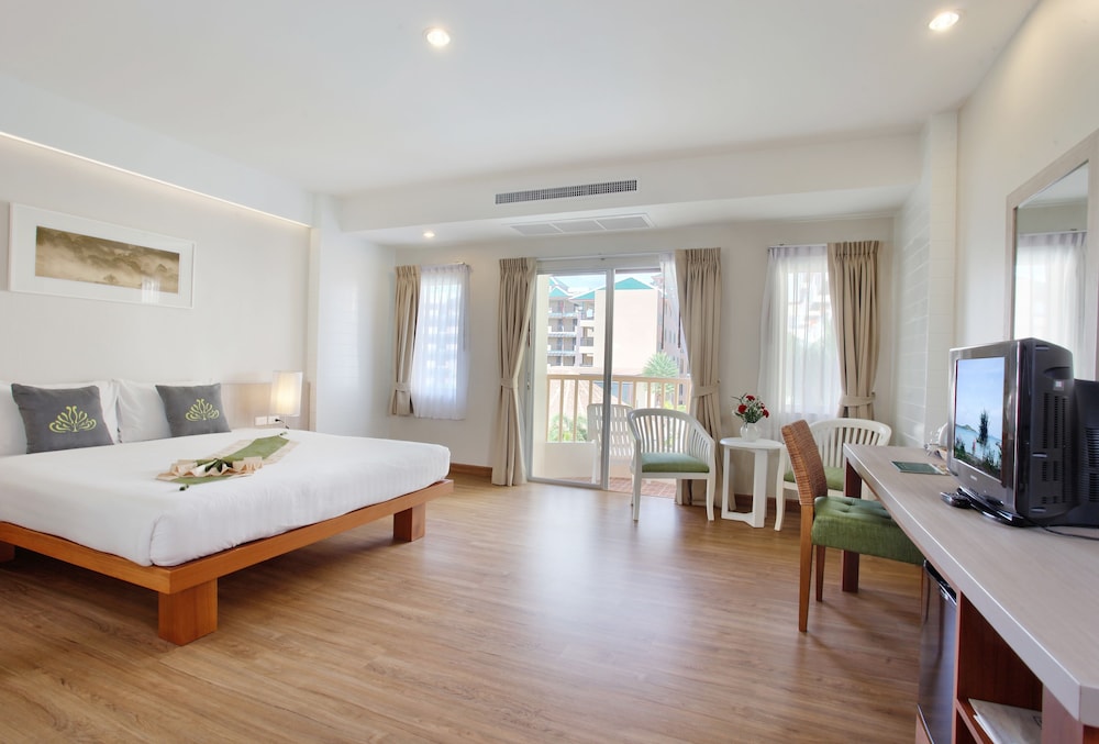 PALMYRA PATONG RESORT 36/61