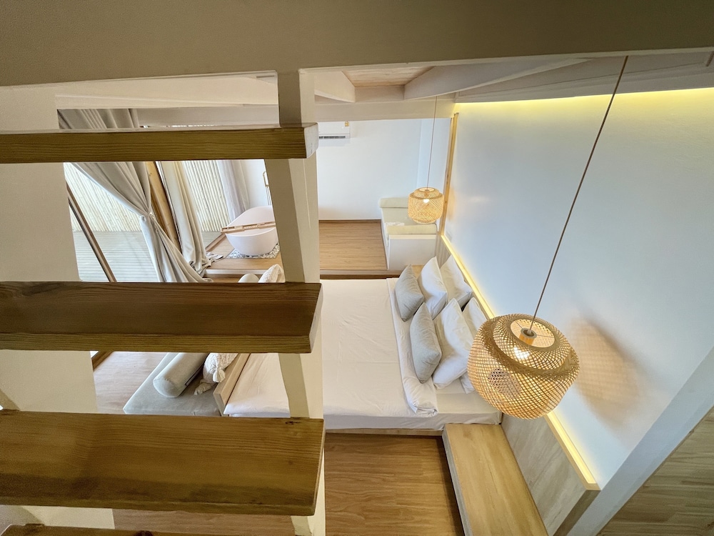 Tonsak Resort 34/57