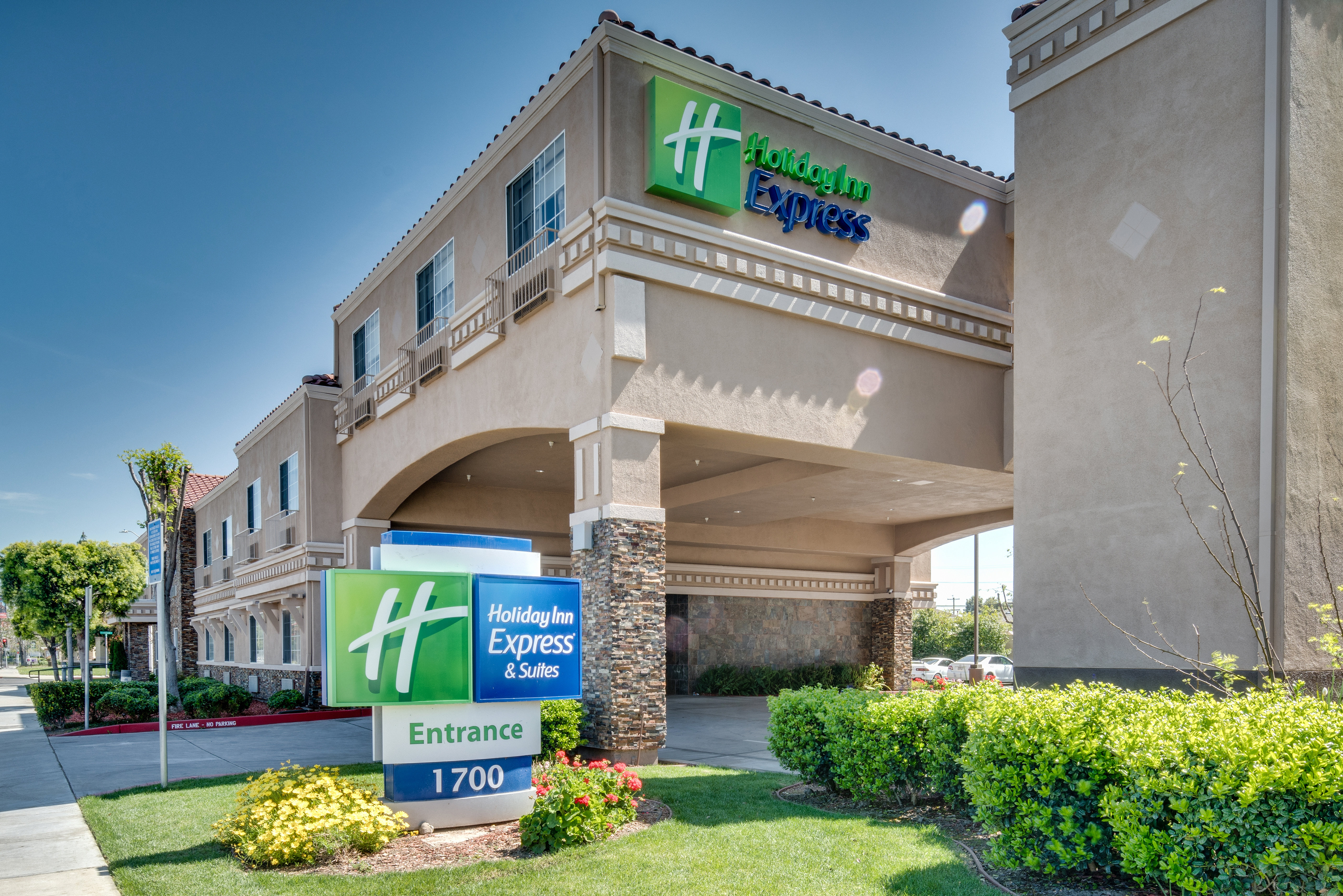 Holiday Inn Express Hotel Suites Santa Clara 3/58