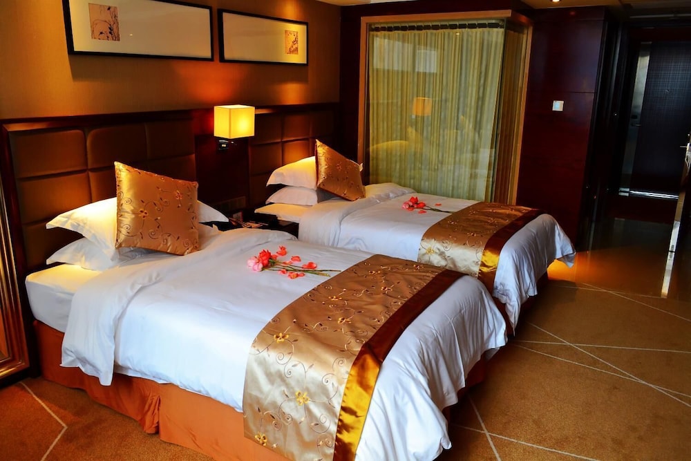 Ramada by Wyndham Pingtan Hotel 6/22