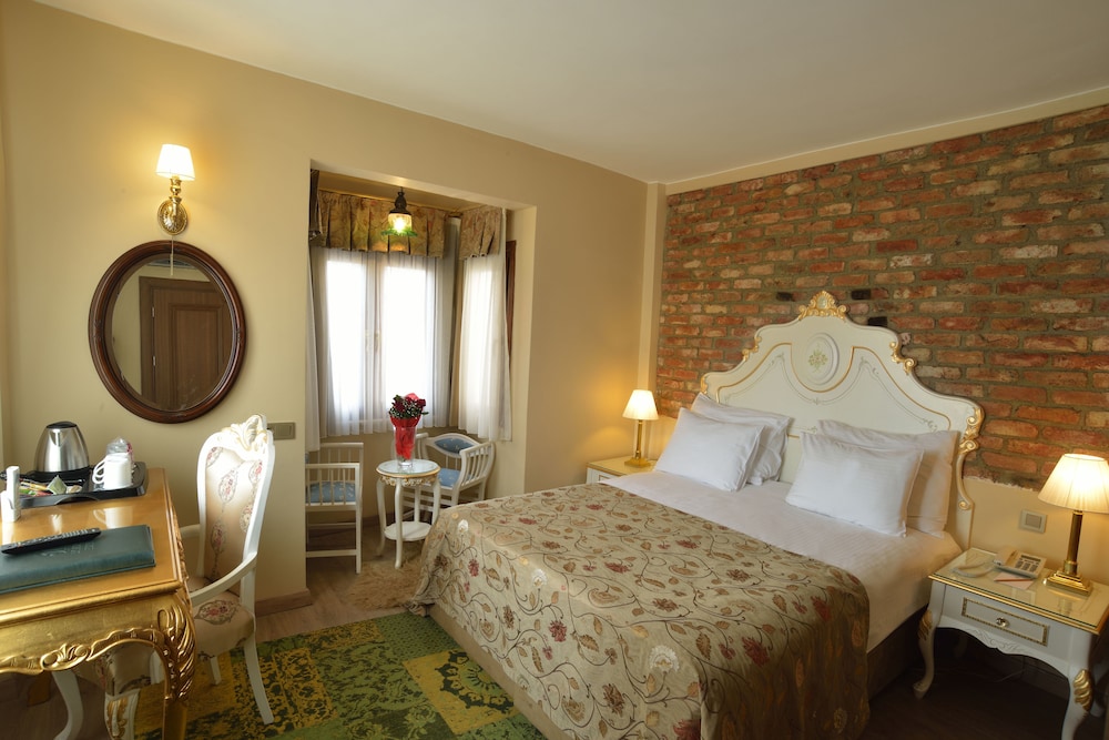 By Murat Royal Hotels Boutique Class 12/32