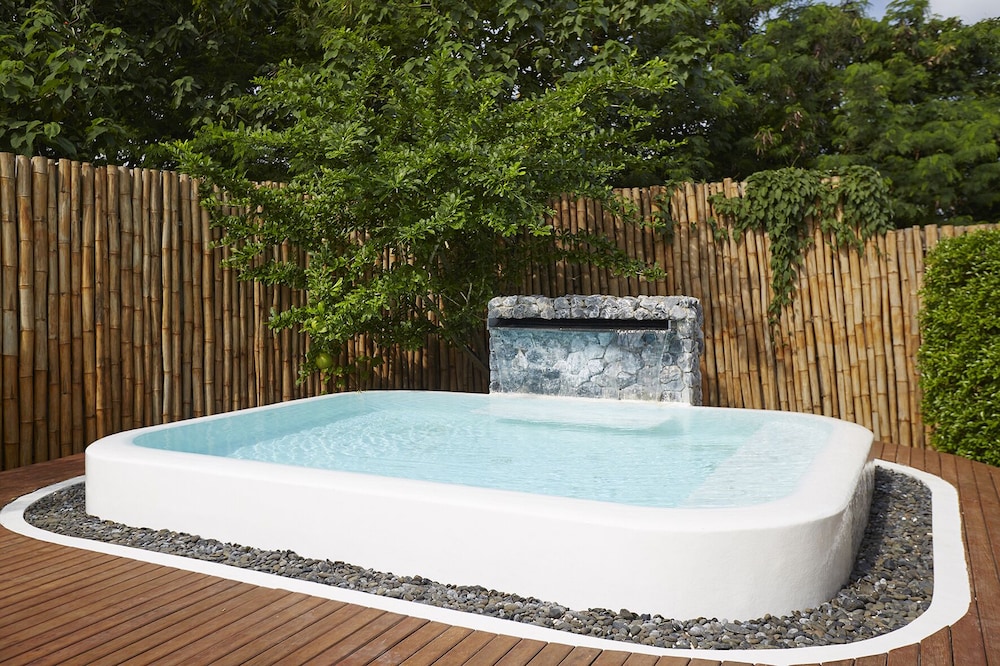 Boribot Pool Resort 27/50