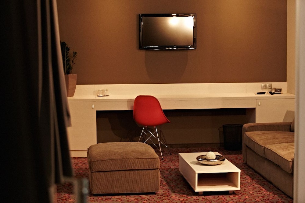 Kongres Hotel Roca 22/76
