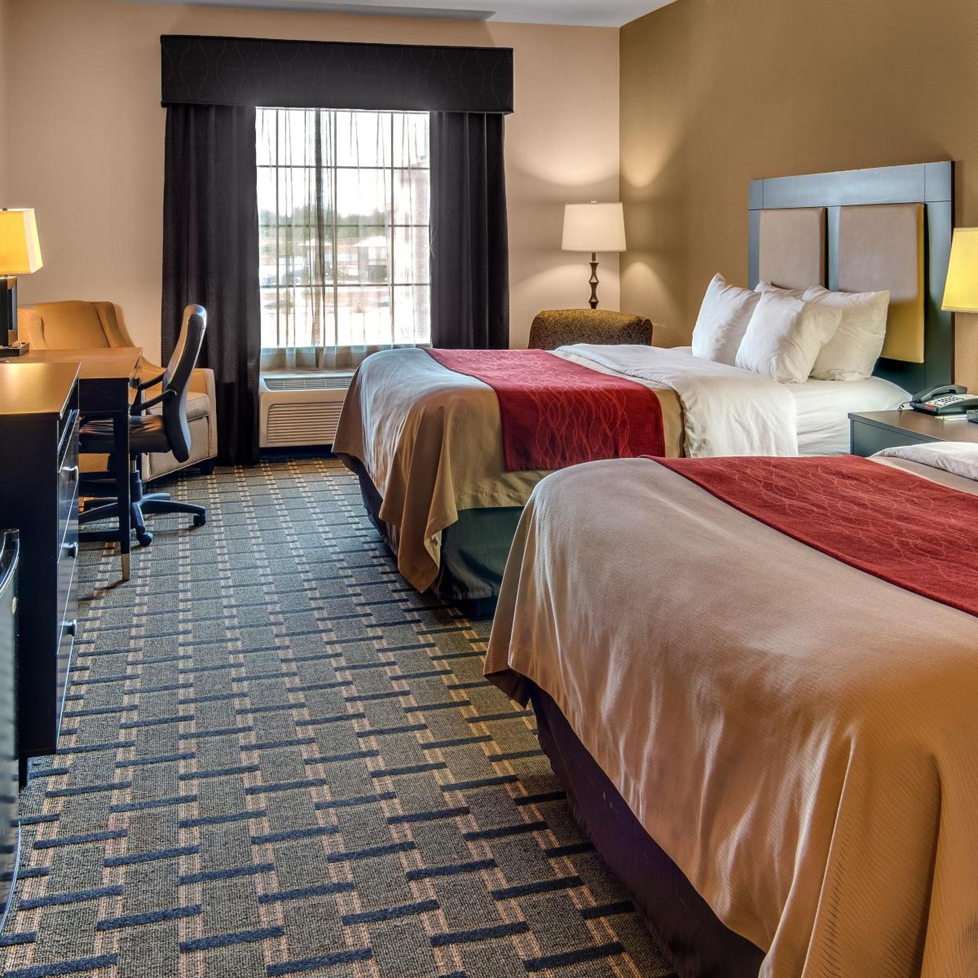 Room, King Bed, 2 Queen Beds