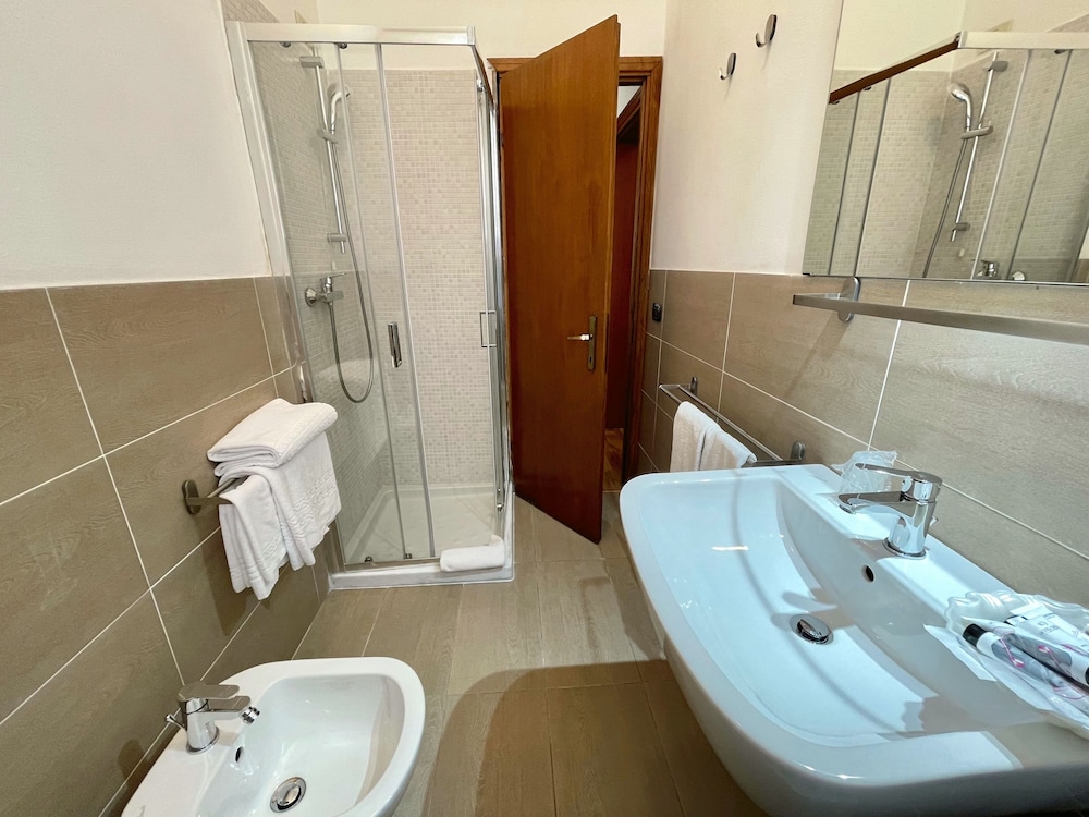 AHG Golf Hotel Porta del Sole 83/85