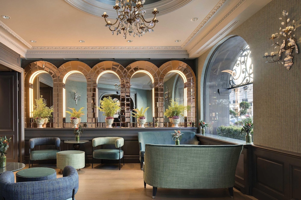 Chateau Frontenac Hotel 8/69