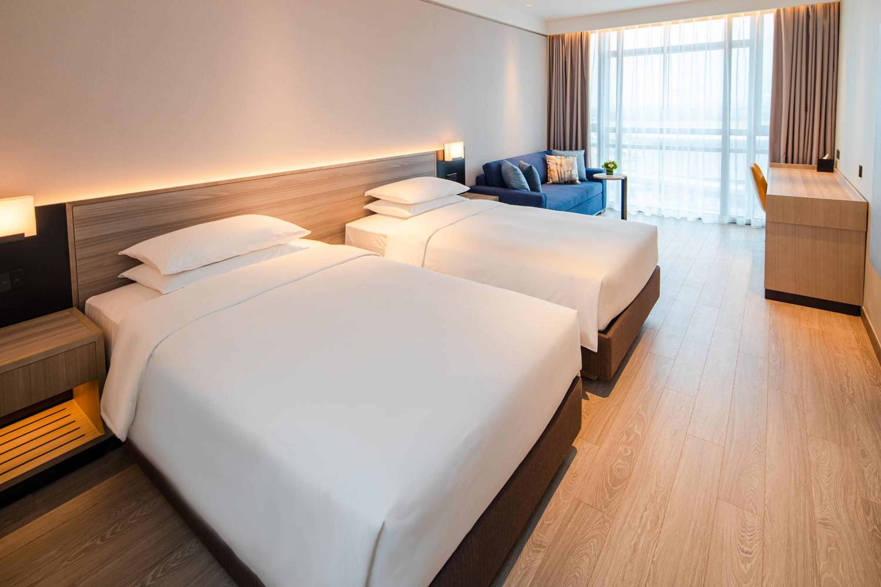 Specialty, Twin Beds, Sofa