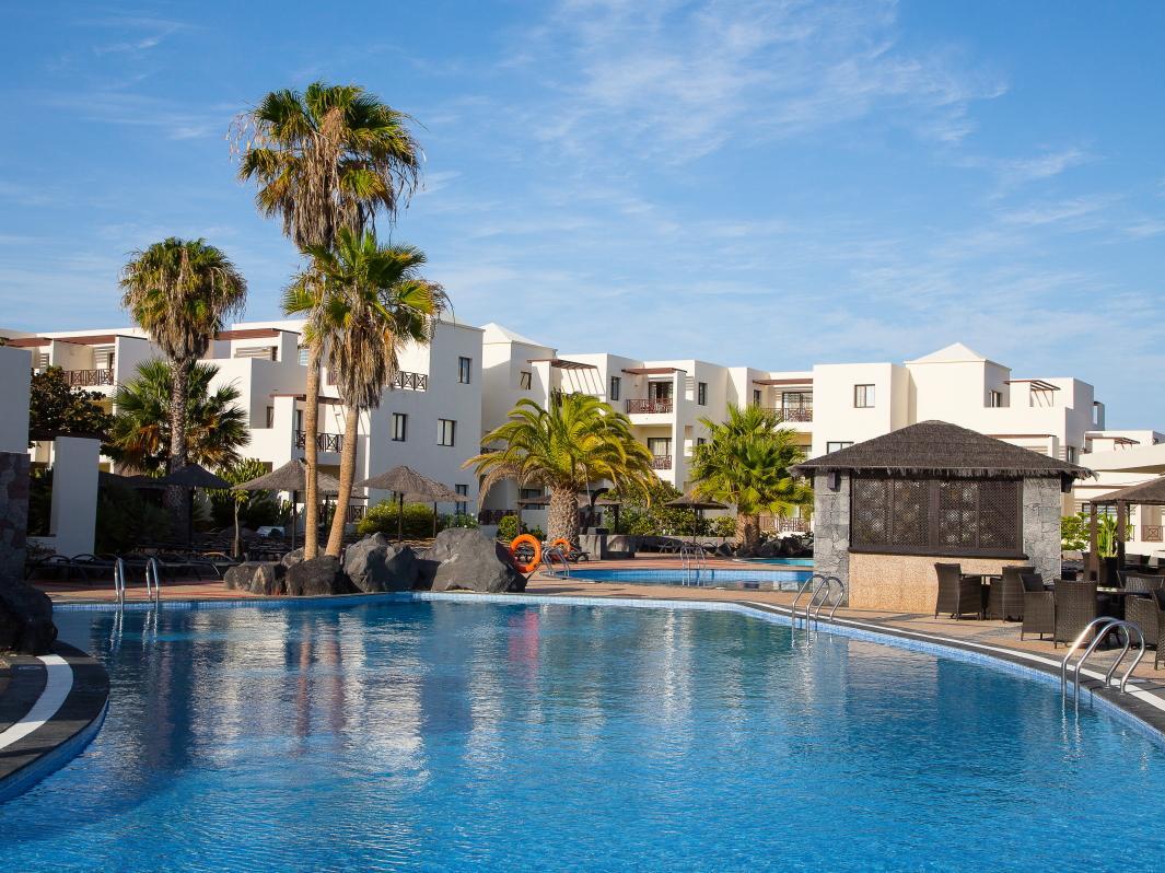 Suite Premium Balcony/Terrace Pool View