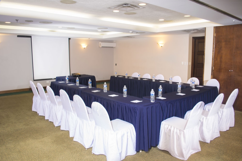 Istay Hotel Ciudad Juarez 37/42