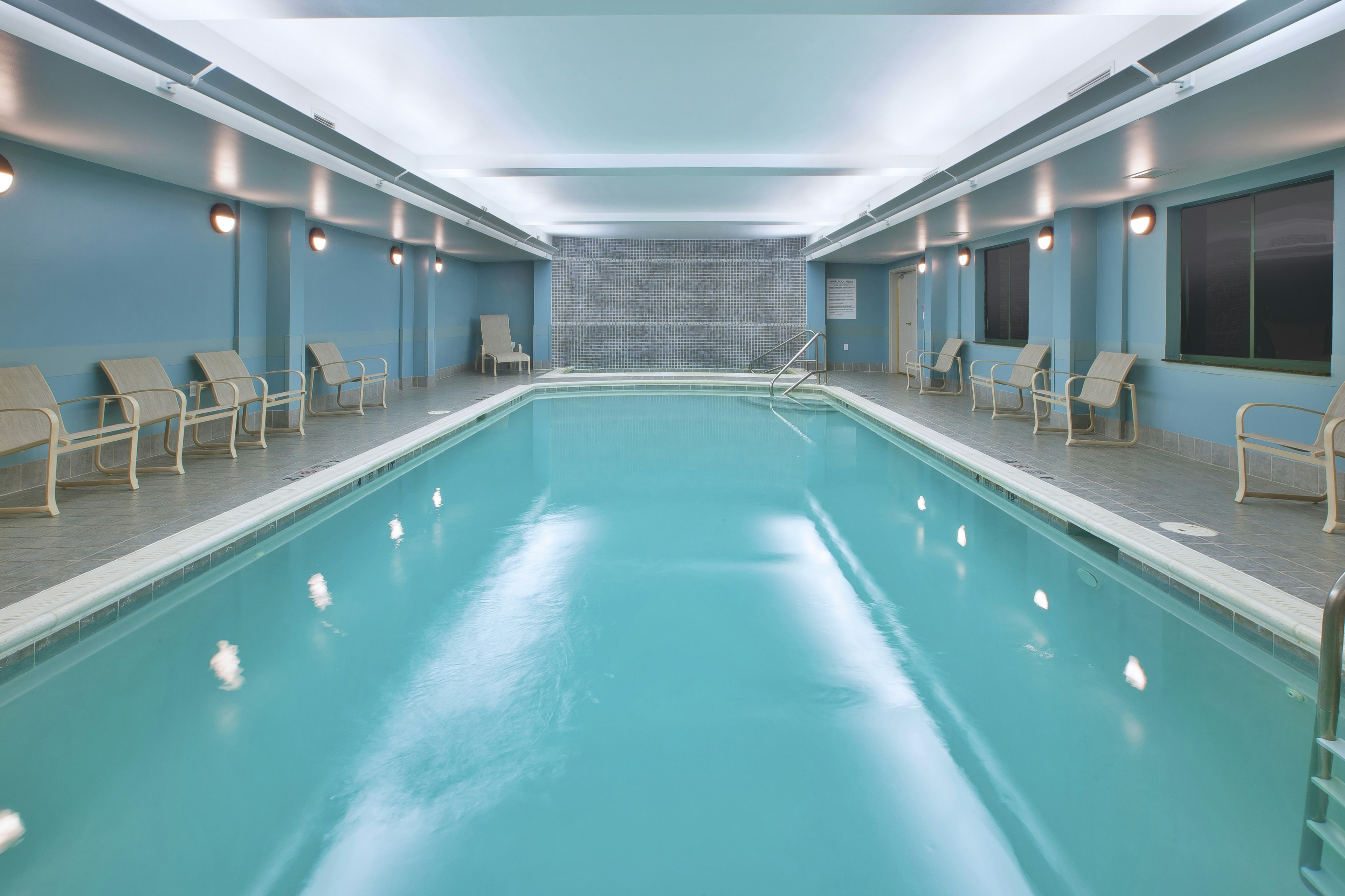 Holiday Inn Express & Suites Rochester-Victor, an IHG Hotel 20/33