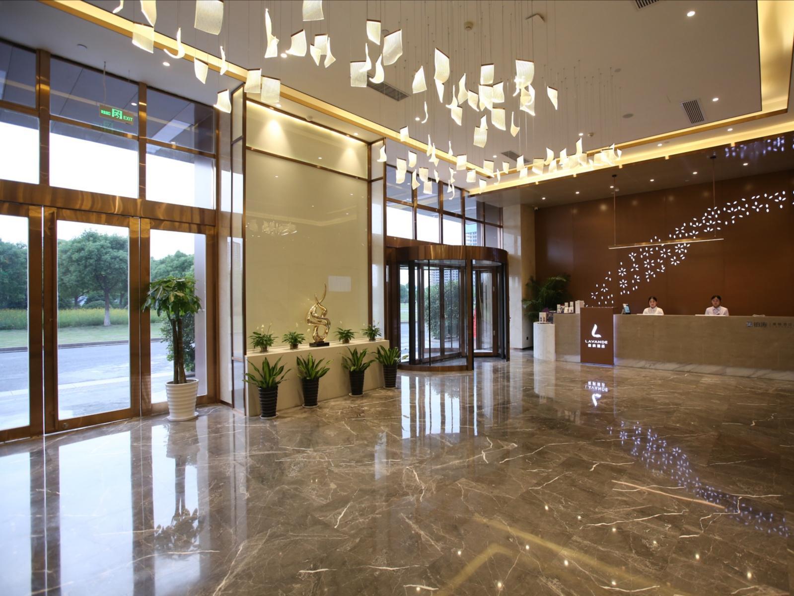Lavande Hotel (Wuxi East Railway Station) 10/70