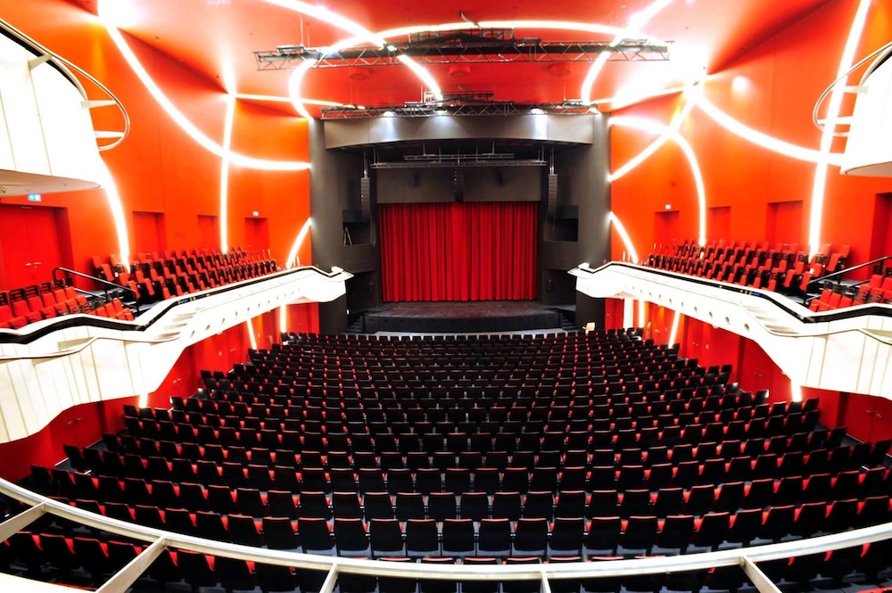 Hotel Deutsches Theater Downtown 30/34