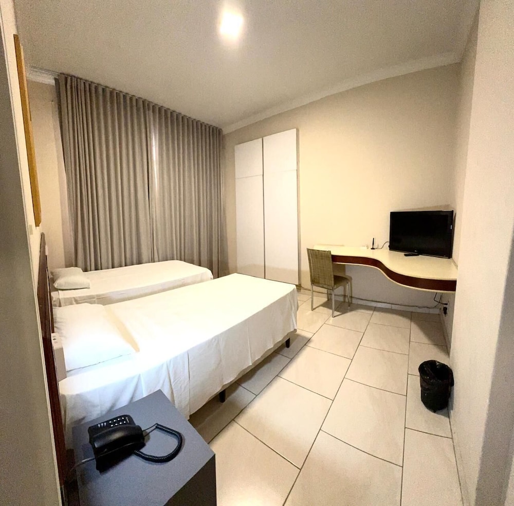SUPERIOR, TWIN BEDS
