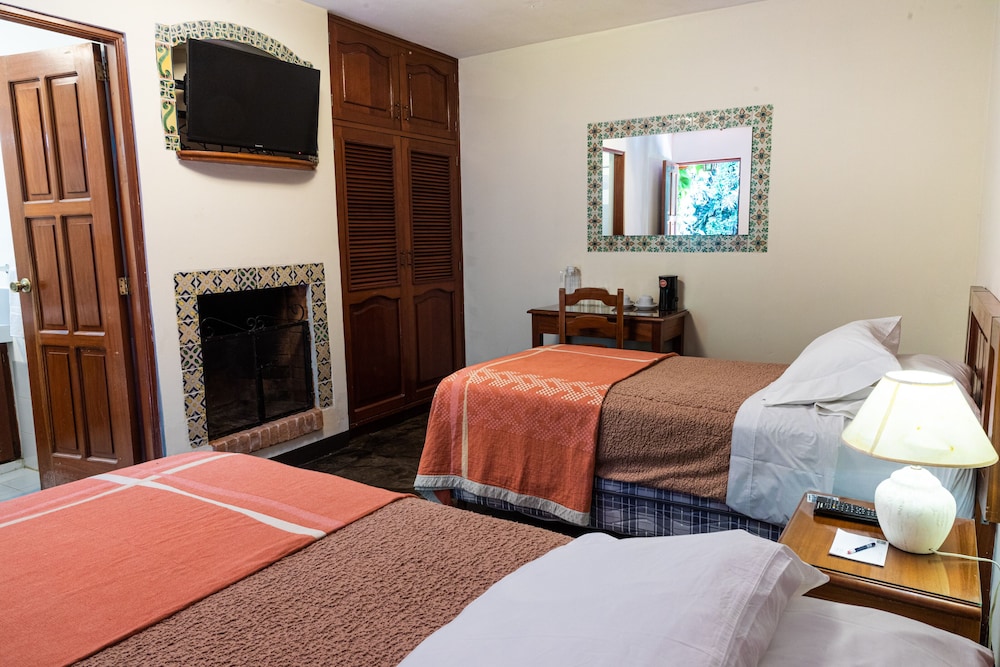 Hotel San Jorge 10/26