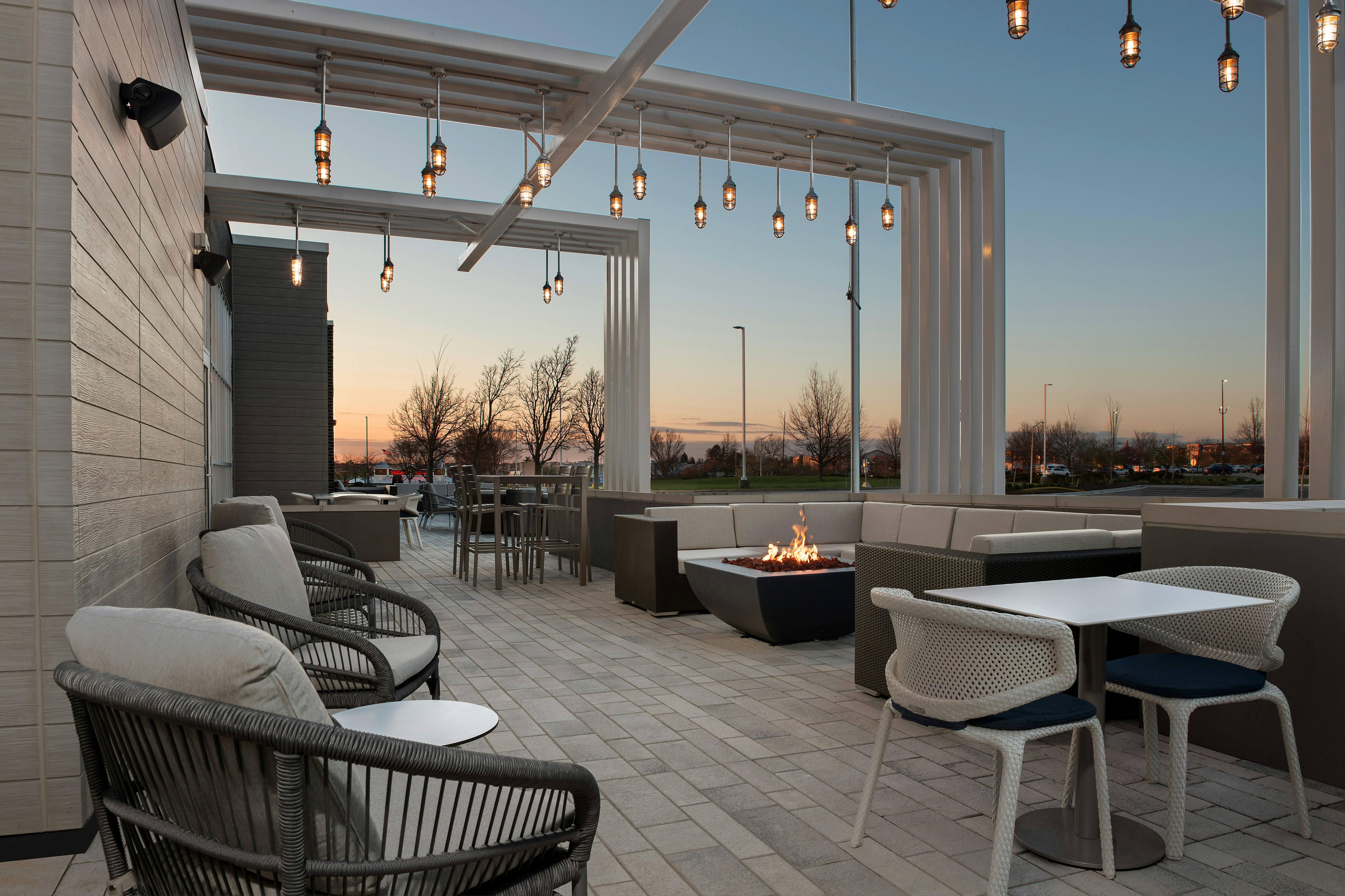 Hilton Garden Inn Florence Cincinnati Airport South 14/27