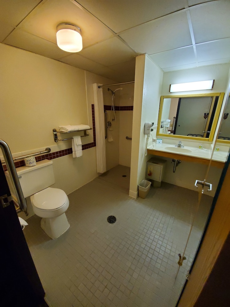 Boarders Inn & Suites Ripon 54/58