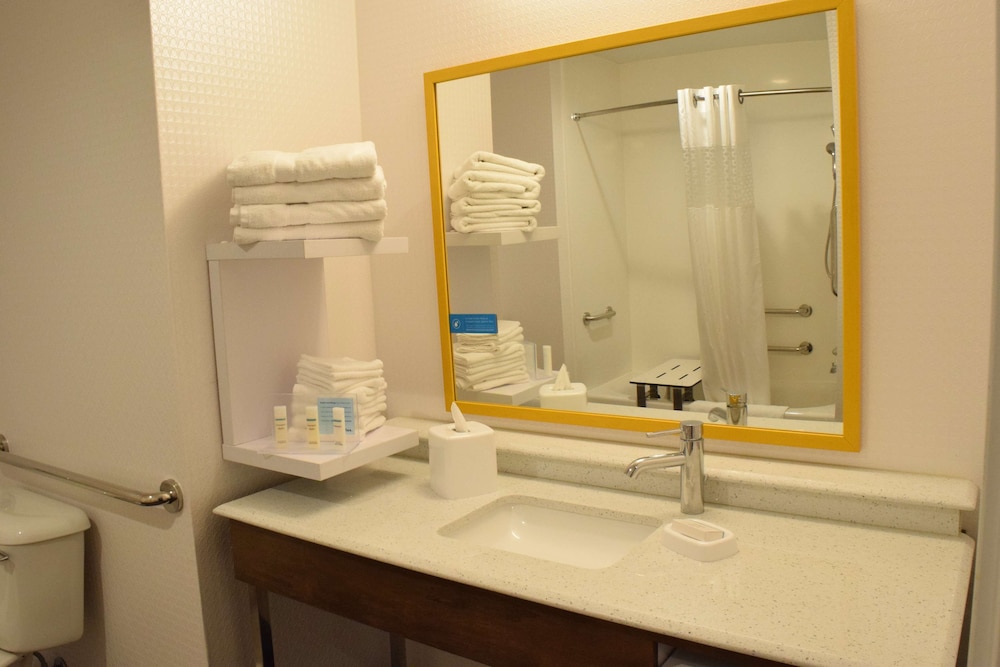 Hampton Inn Buffalo-Hamburg 15/25