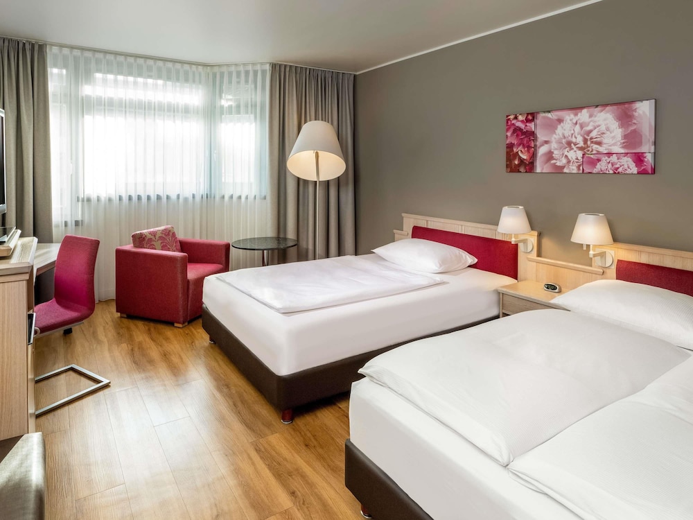 غرفة كلاسيكية بسريرين منفصلين، Movenpick Hotel Munchen Airport 2/10