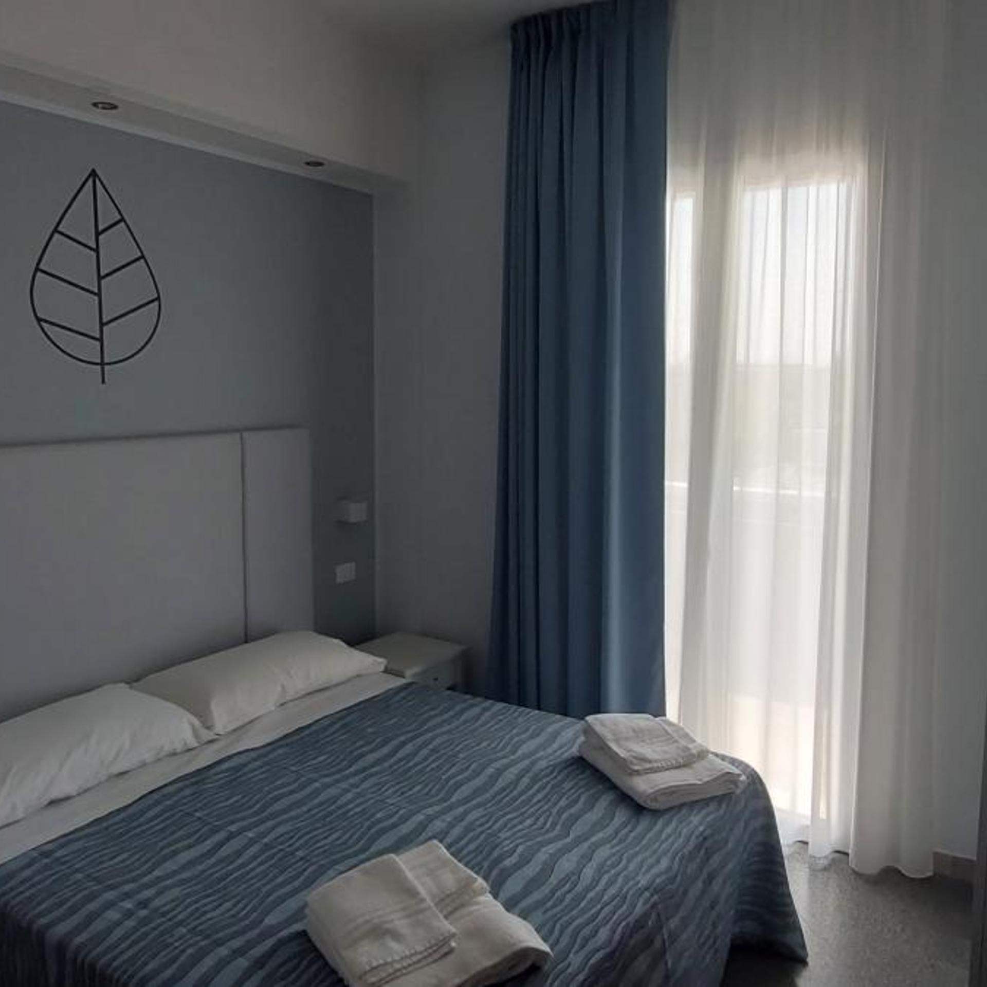 Hotel Caravel 12/49