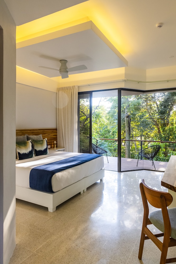 Nya Hotel 14/50