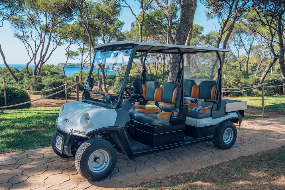 Iberostar Waves Club Cala Barca 41/50