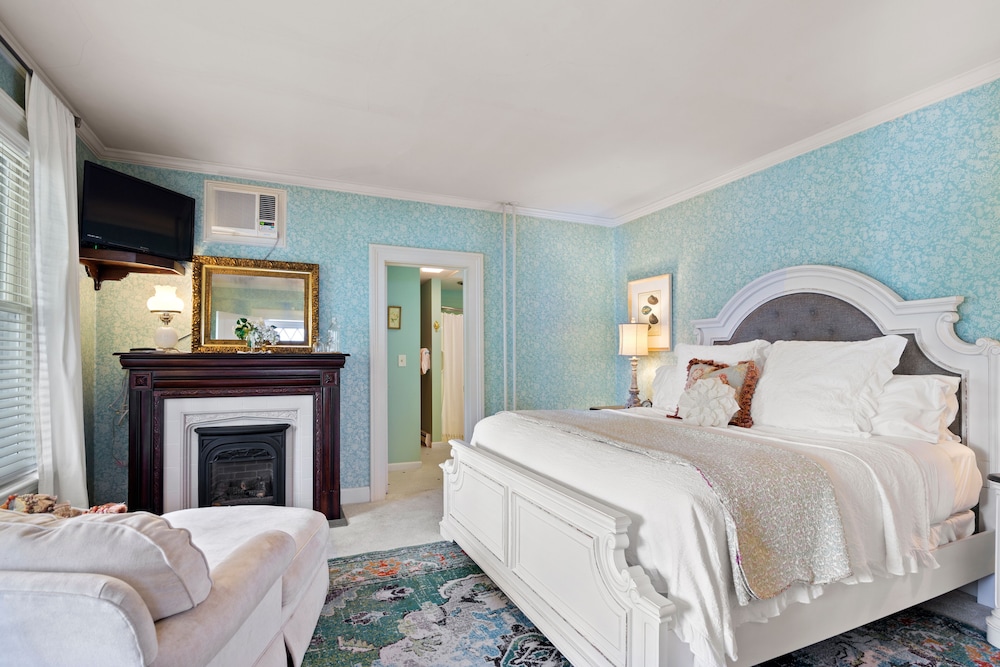 Westbrook Inn Bed and Breakfast 18/74