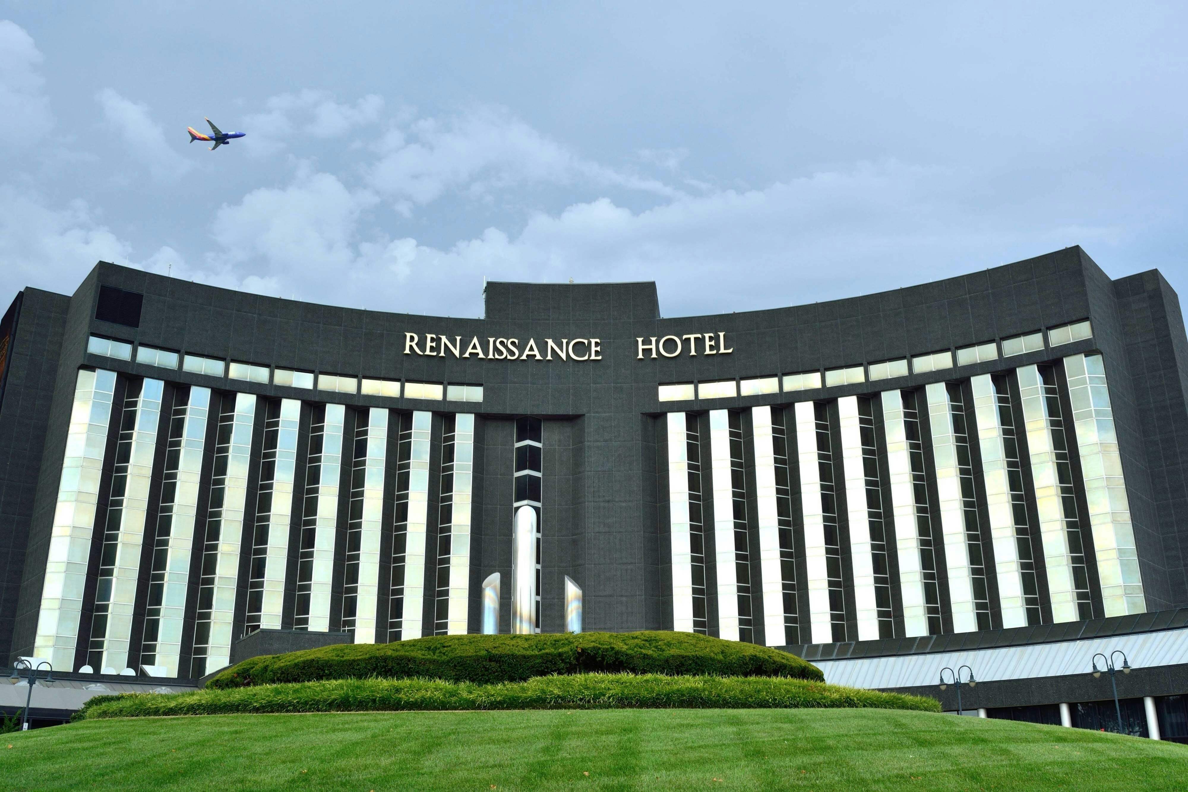 Renaissance St. Louis Airport Hotel 1/18