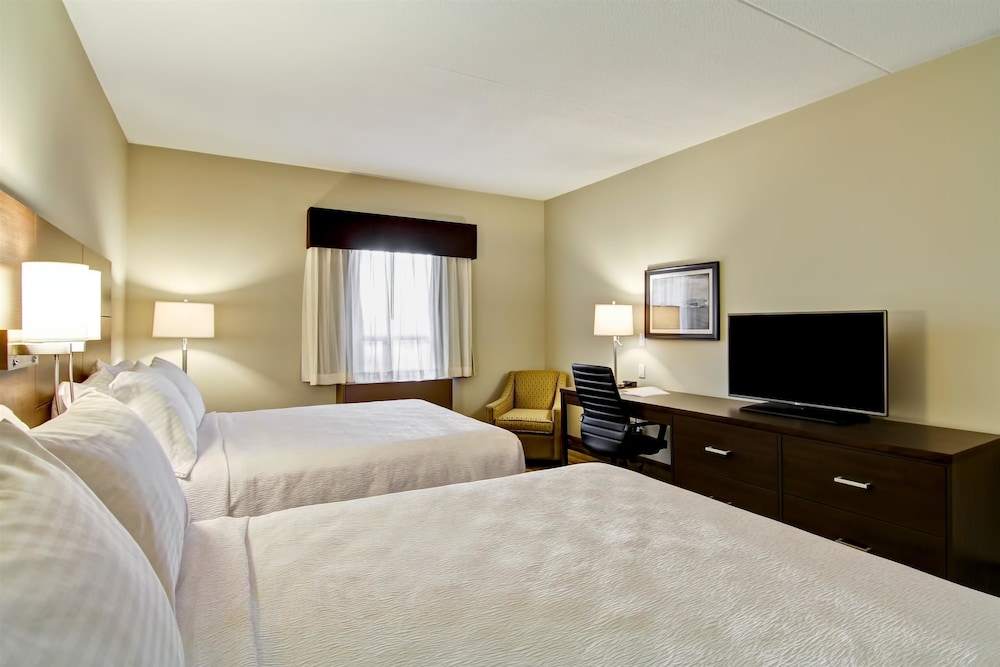 Best Western London Airport Inn Suites 15/53