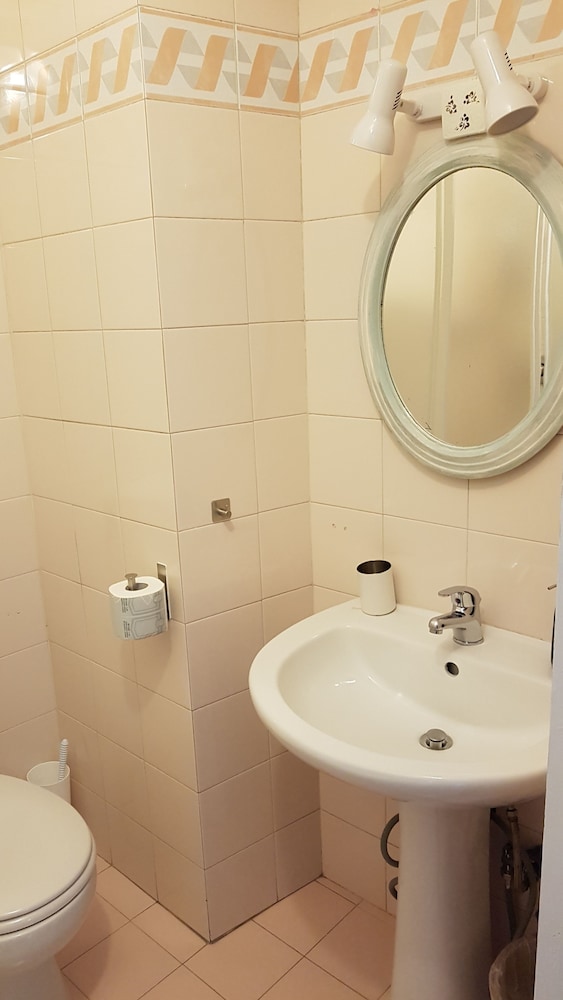 Gallery, Double Bed, City View, Private Bathroom