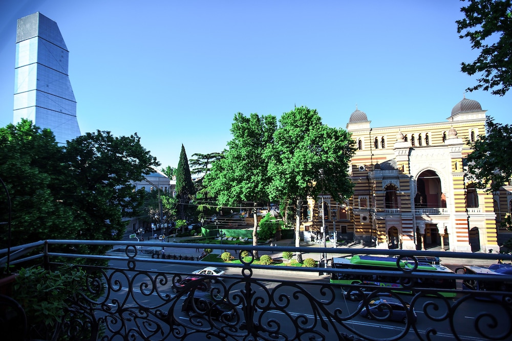 Hotel Rustaveli 44/50