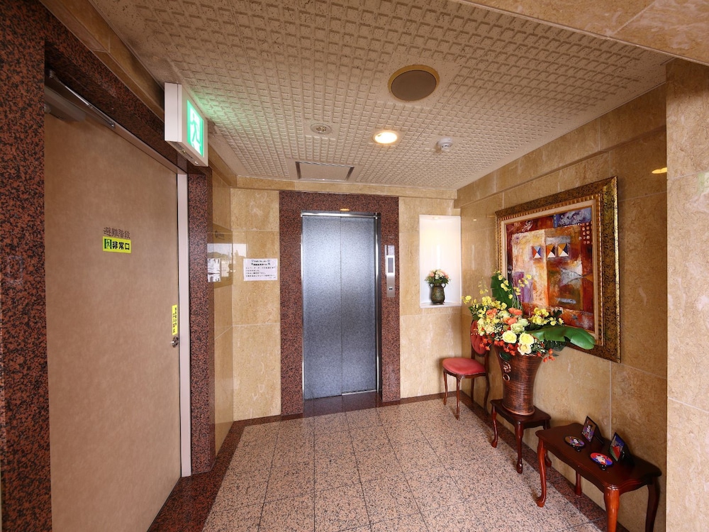 Palace Inn Toyota 9/49