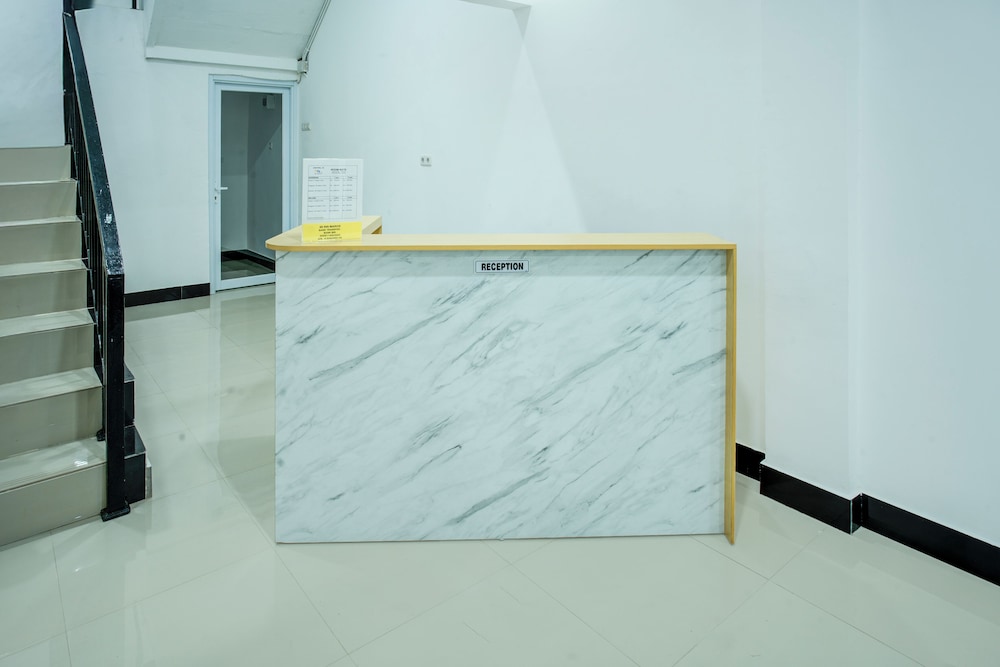 Hotel O Makassar Near Bandara Sultan Hasanuddin Formerly 88 Inn Maros 7/25